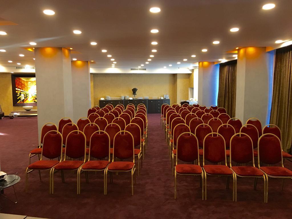 Maristella Marine 5* Odesa